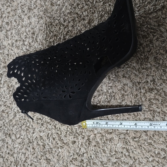 Cutout Peeptoe Booties - Picture 2 of 5